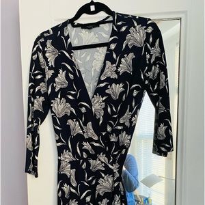 Stylish dress for wear day or evening